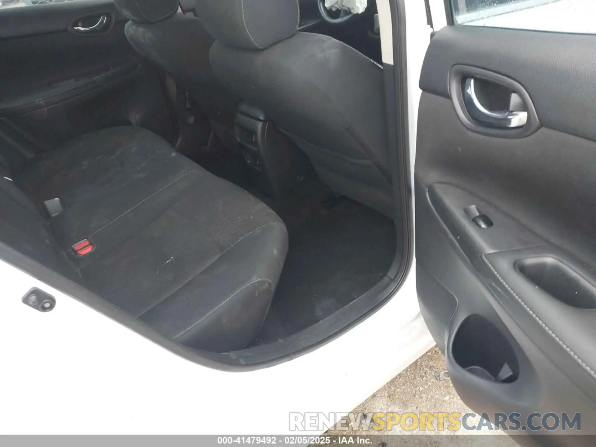 8 fotografías del automóvil dañado 3N1AB7AP5KY203223 NISSAN SENTRA 2019