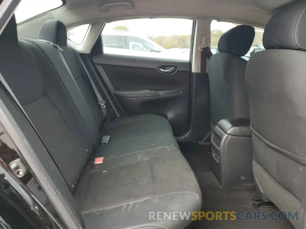 10 fotografías del automóvil dañado 3N1AB7AP5KY213167 NISSAN SENTRA 2019