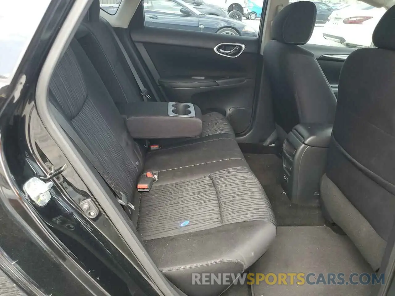 10 fotografías del automóvil dañado 3N1AB7AP5KY221043 NISSAN SENTRA 2019