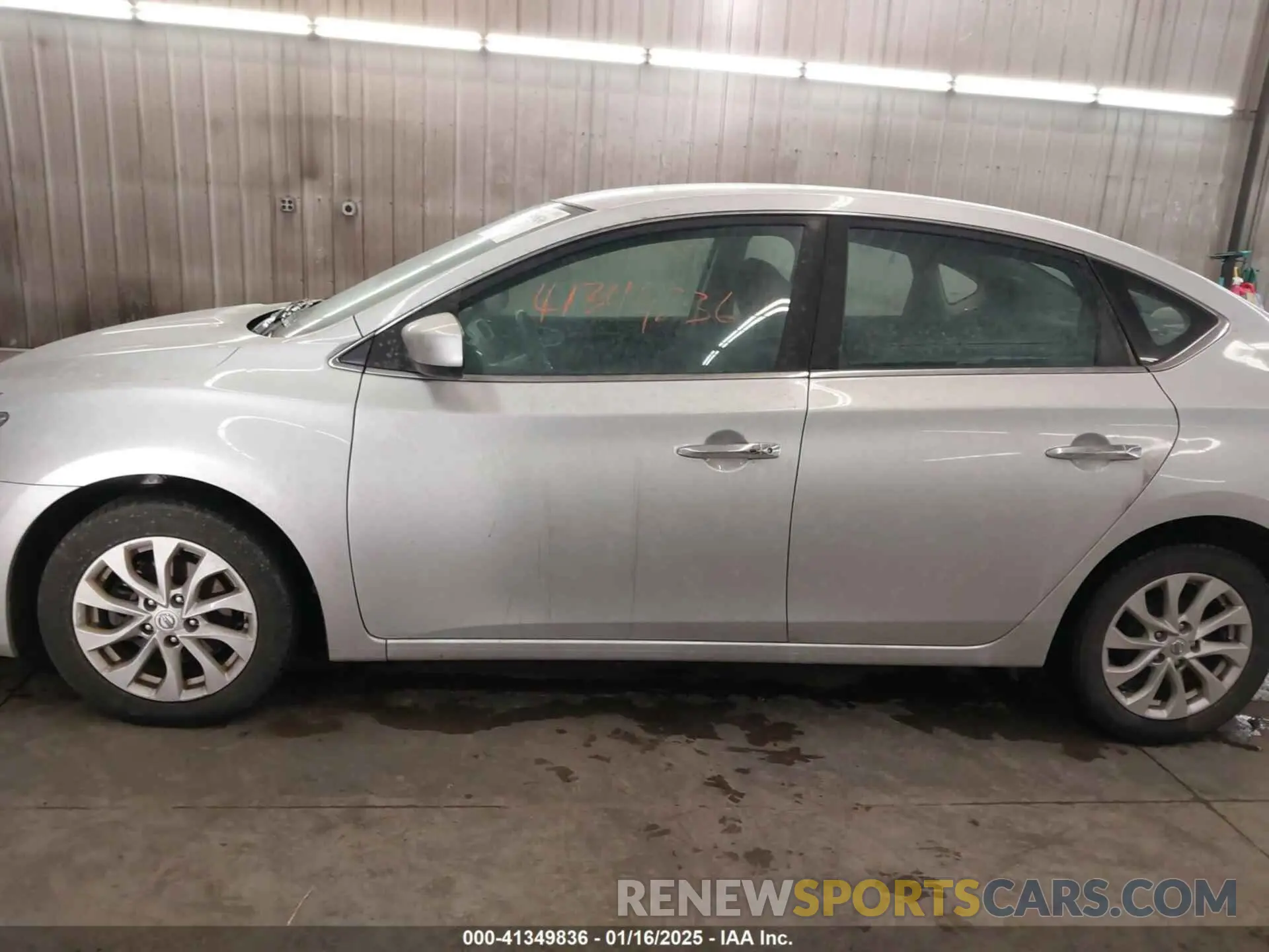 15 fotografías del automóvil dañado 3N1AB7AP5KY256696 NISSAN SENTRA 2019