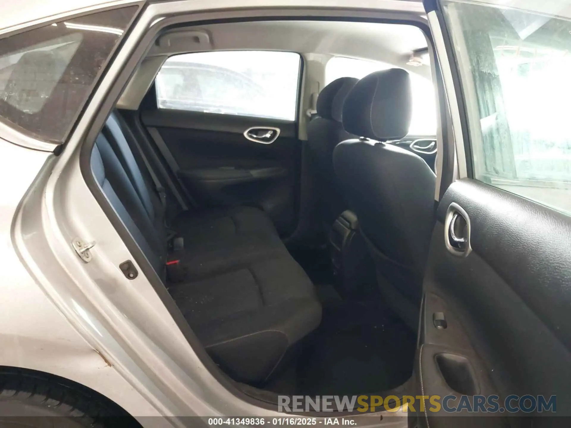 8 fotografías del automóvil dañado 3N1AB7AP5KY256696 NISSAN SENTRA 2019