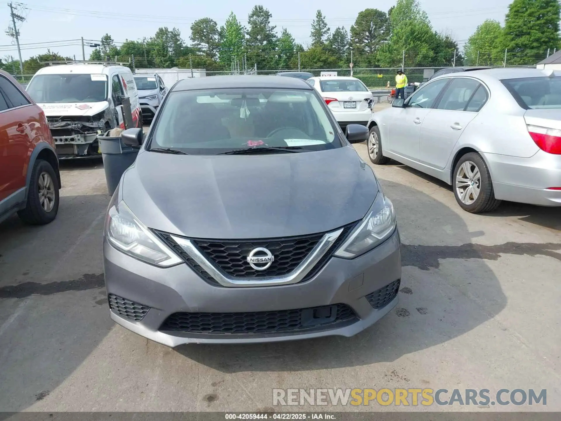 12 fotografías del automóvil dañado 3N1AB7AP5KY259422 NISSAN SENTRA 2019
