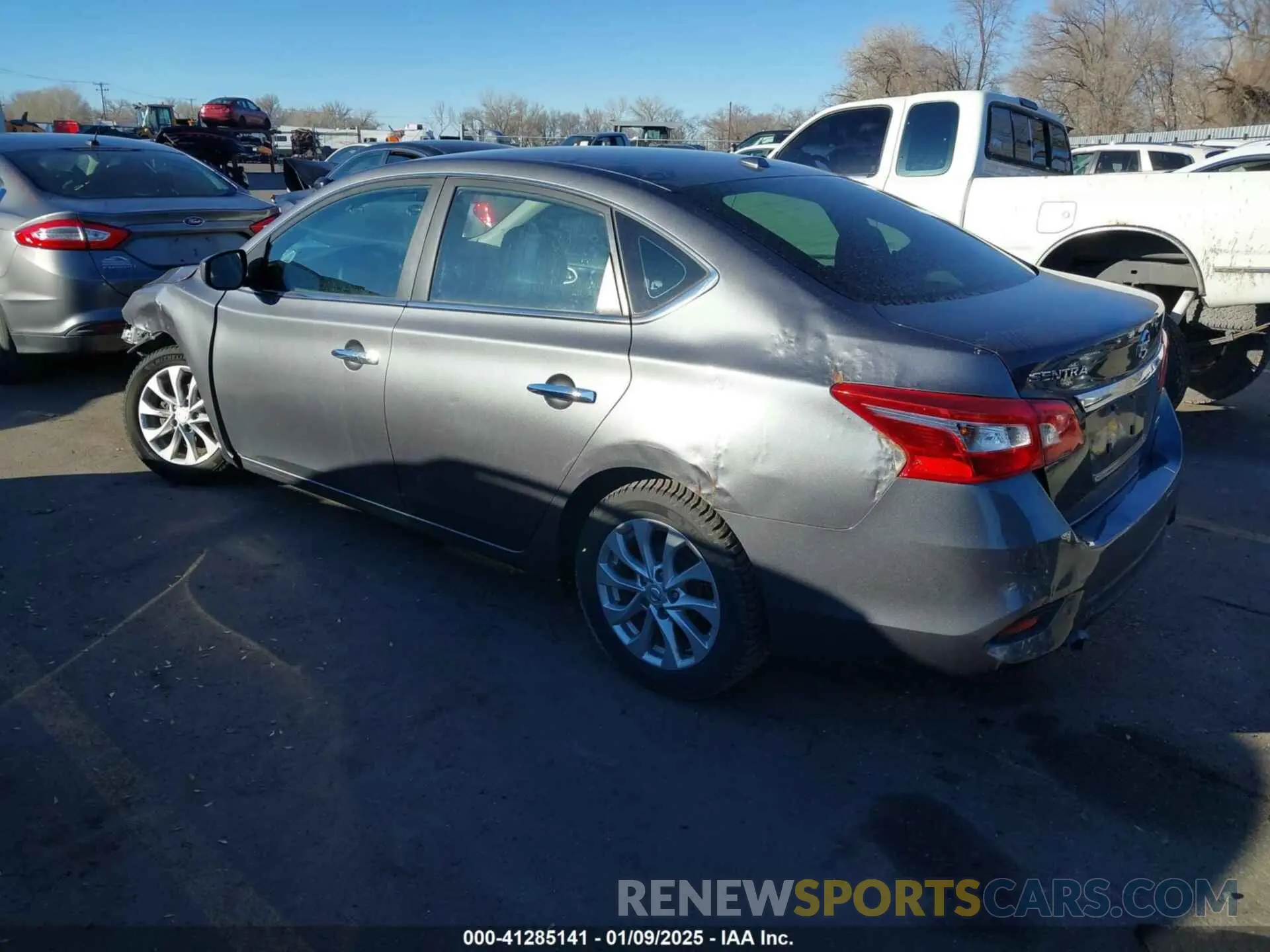 3 fotografías del automóvil dañado 3N1AB7AP5KY259520 NISSAN SENTRA 2019