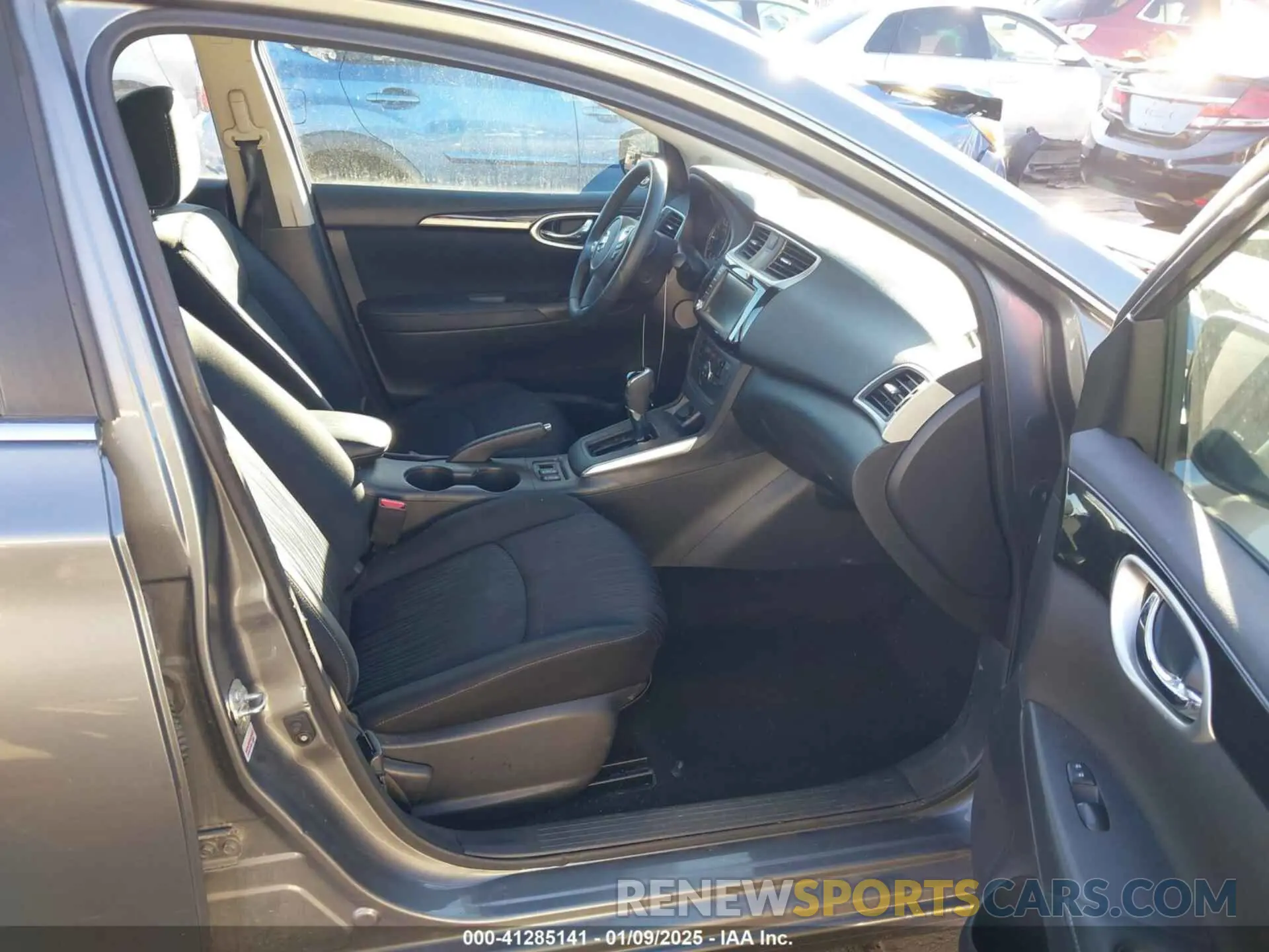 5 fotografías del automóvil dañado 3N1AB7AP5KY259520 NISSAN SENTRA 2019