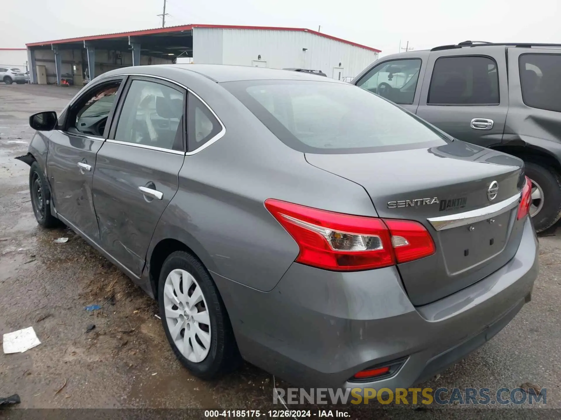 3 fotografías del automóvil dañado 3N1AB7AP5KY262076 NISSAN SENTRA 2019