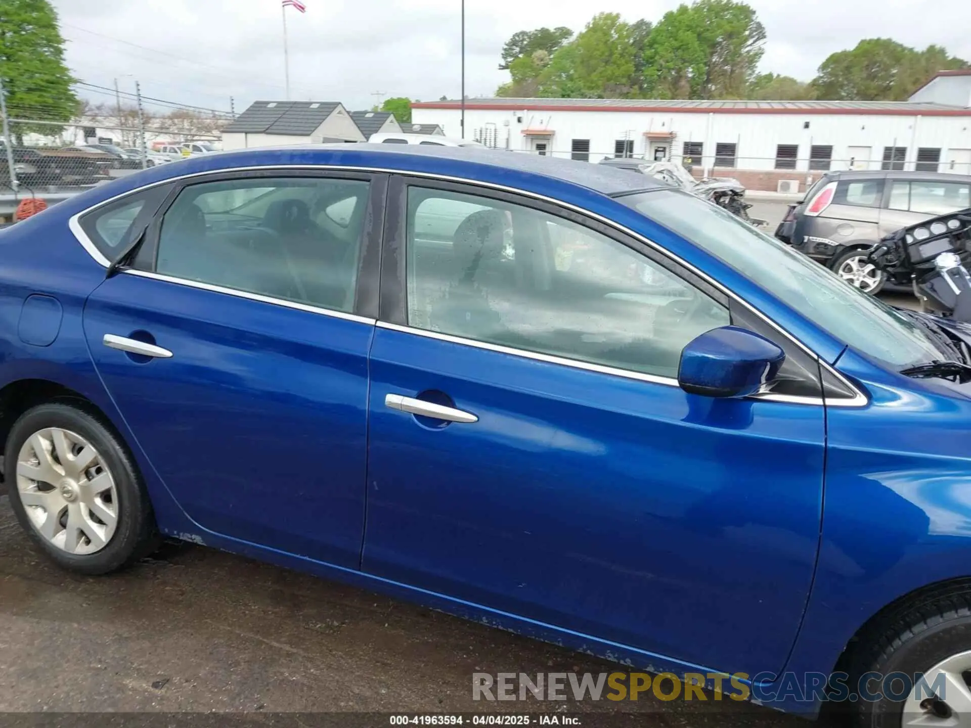 14 fotografías del automóvil dañado 3N1AB7AP5KY302334 NISSAN SENTRA 2019