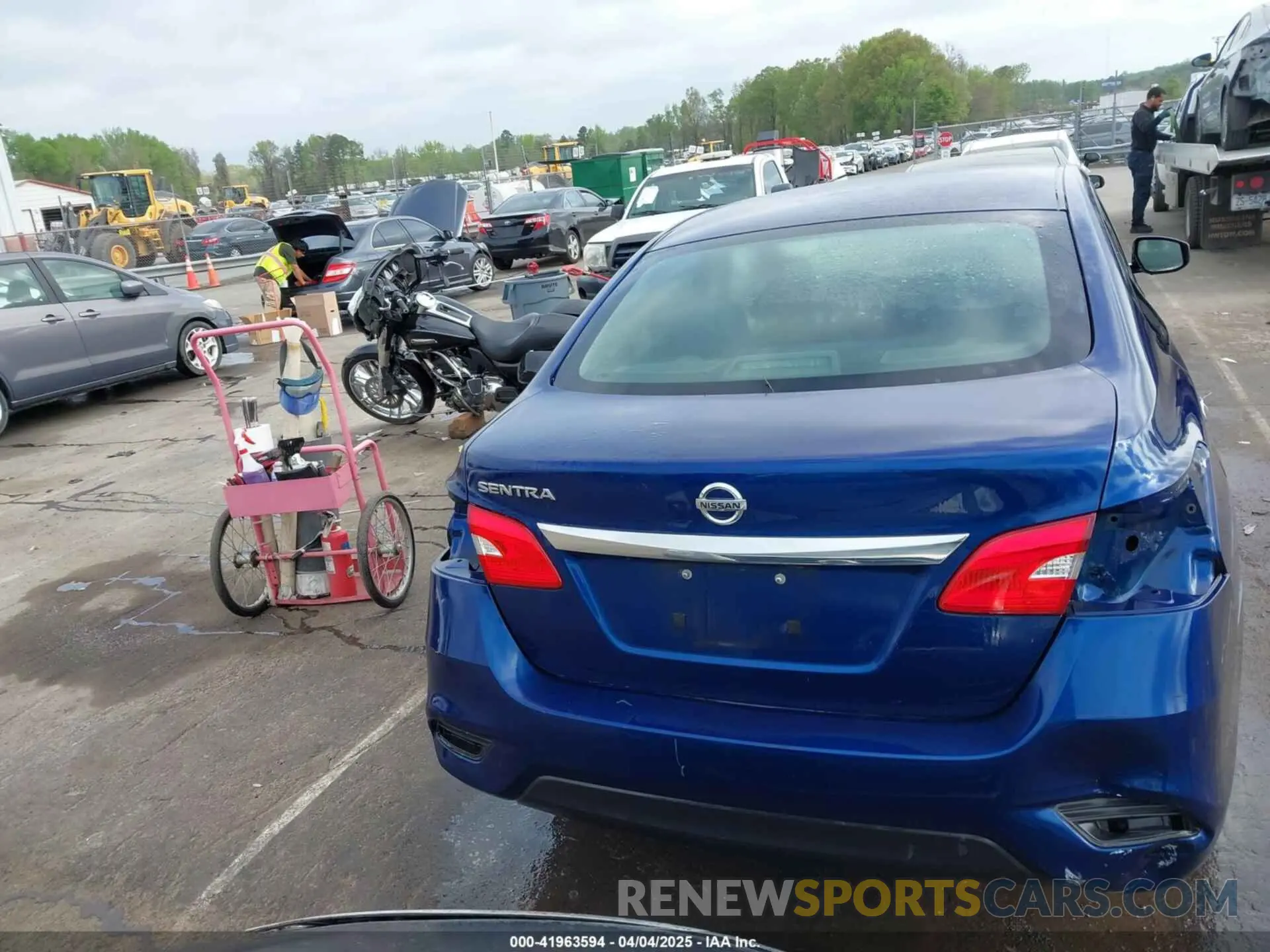17 fotografías del automóvil dañado 3N1AB7AP5KY302334 NISSAN SENTRA 2019