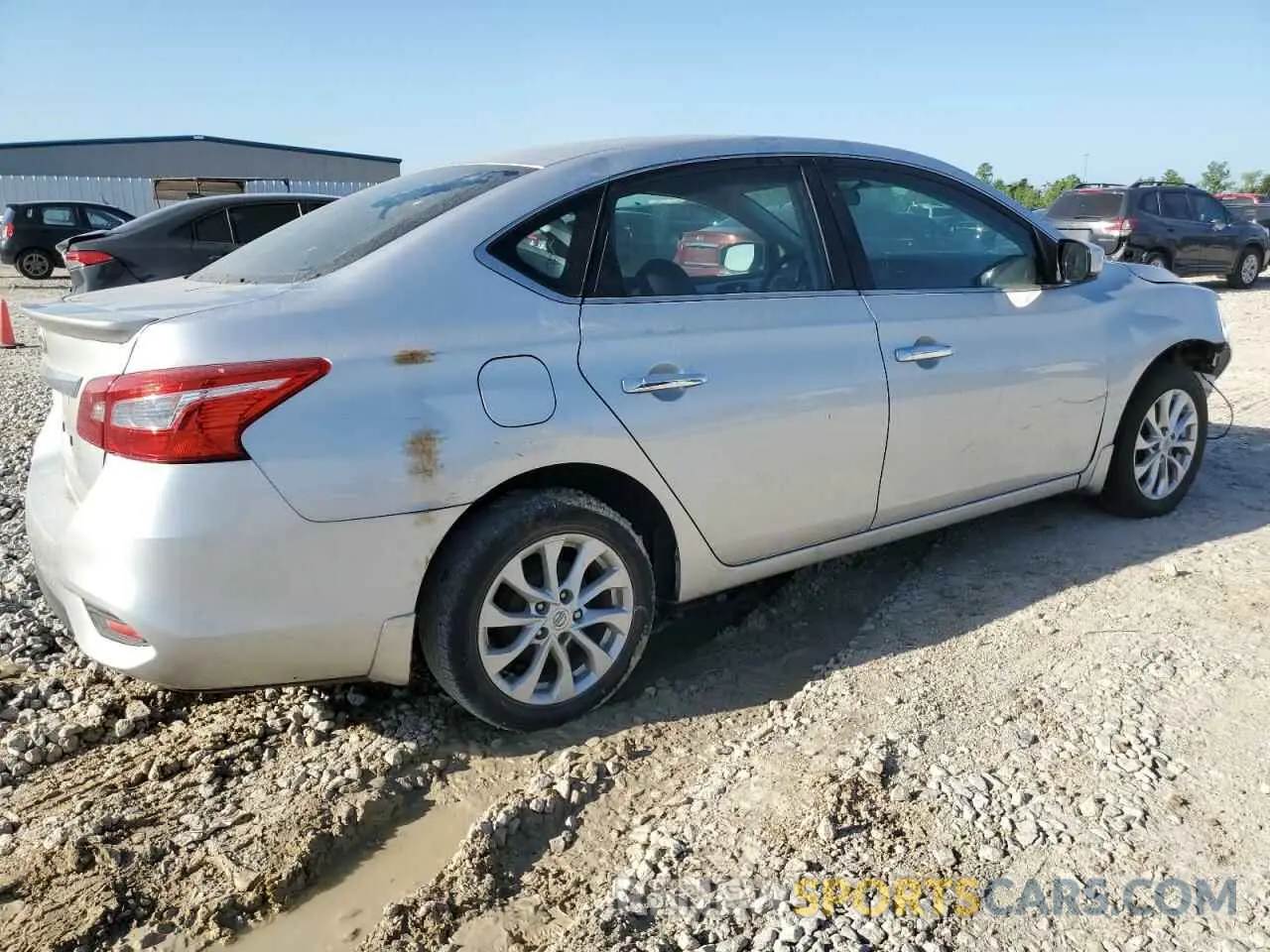 3 fotografías del automóvil dañado 3N1AB7AP5KY309736 NISSAN SENTRA 2019