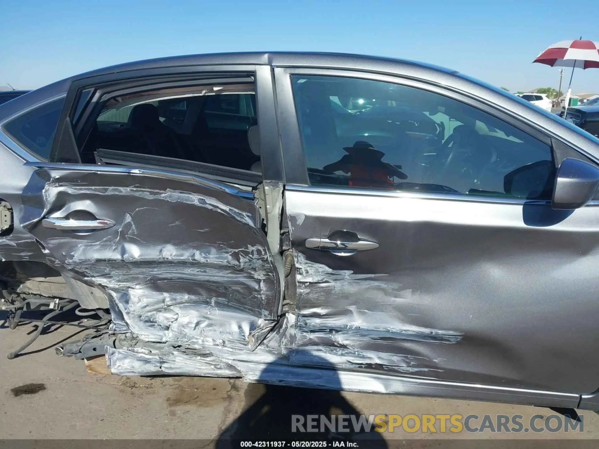 12 fotografías del automóvil dañado 3N1AB7AP5KY312085 NISSAN SENTRA 2019