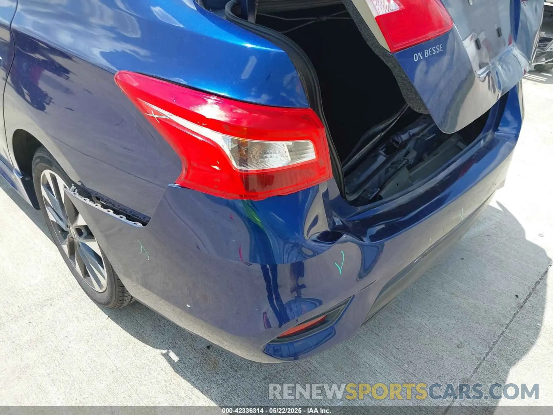 18 fotografías del automóvil dañado 3N1AB7AP5KY312121 NISSAN SENTRA 2019