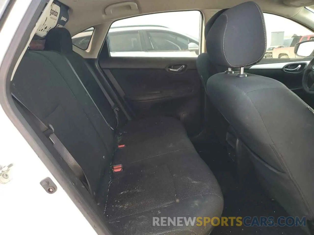 10 fotografías del automóvil dañado 3N1AB7AP5KY318078 NISSAN SENTRA 2019