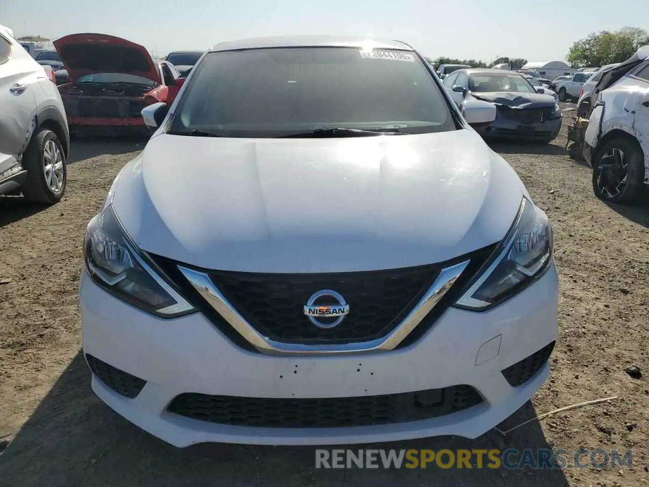 5 fotografías del automóvil dañado 3N1AB7AP5KY318078 NISSAN SENTRA 2019