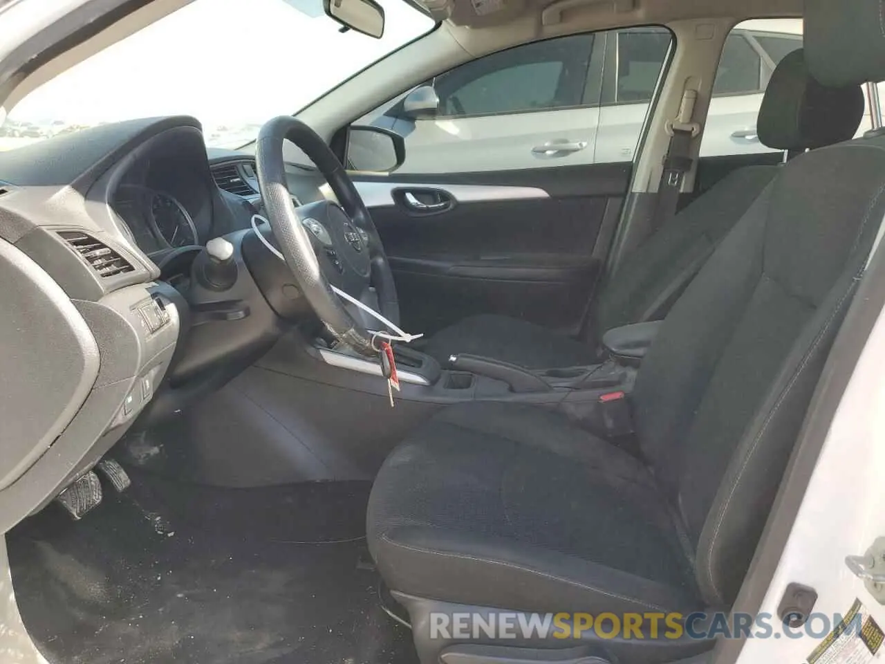 7 fotografías del automóvil dañado 3N1AB7AP5KY318078 NISSAN SENTRA 2019