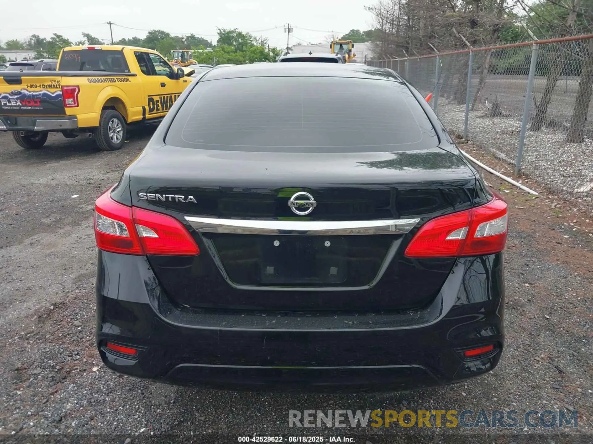 16 fotografías del automóvil dañado 3N1AB7AP5KY325502 NISSAN SENTRA 2019