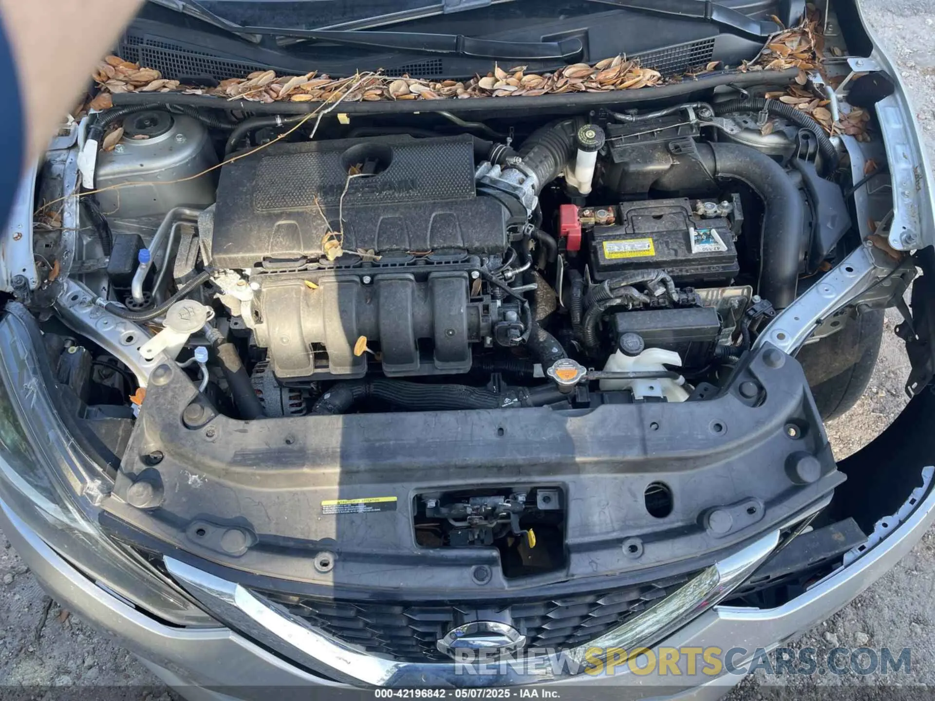 10 fotografías del automóvil dañado 3N1AB7AP5KY332143 NISSAN SENTRA 2019