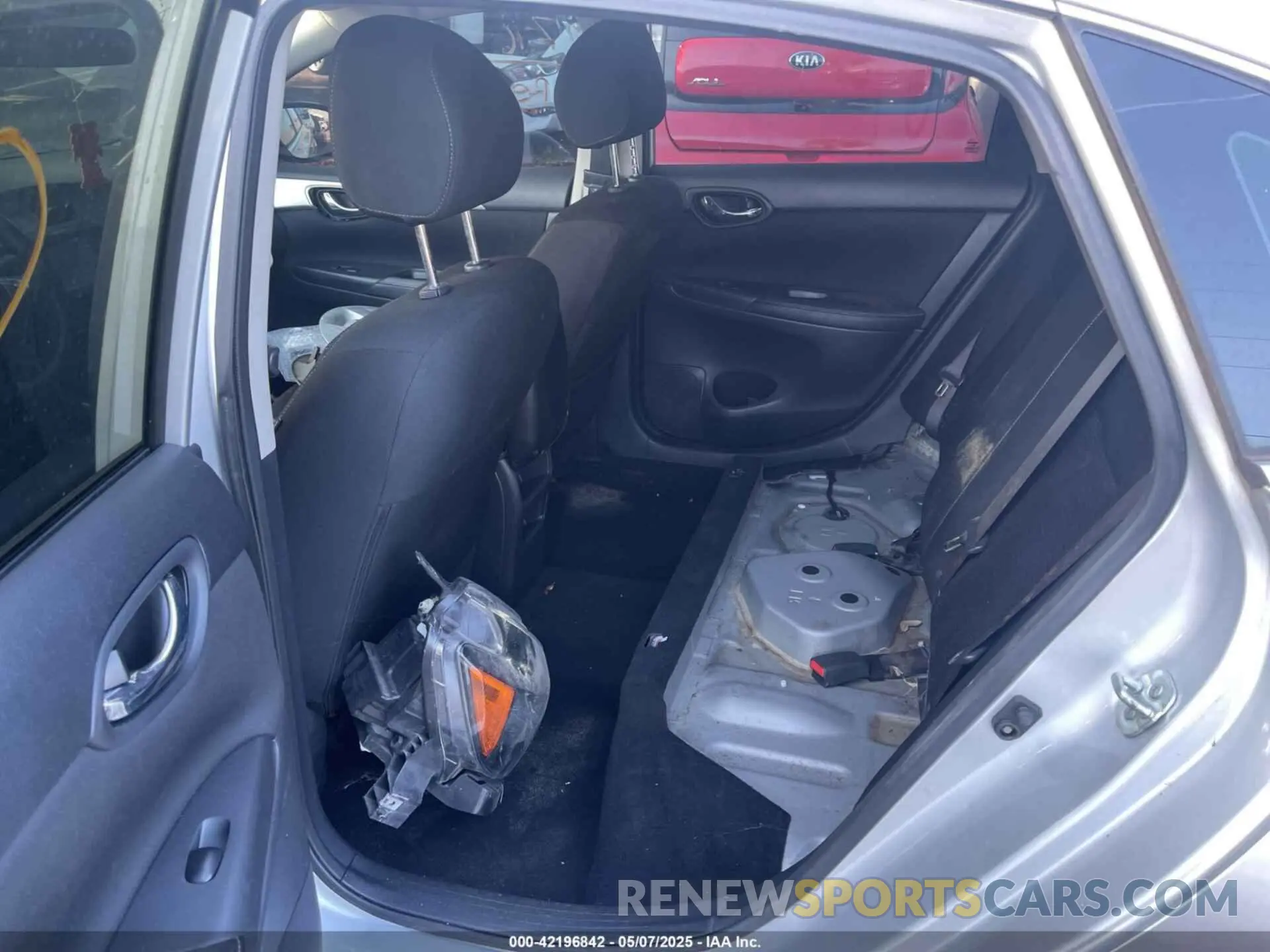 8 fotografías del automóvil dañado 3N1AB7AP5KY332143 NISSAN SENTRA 2019