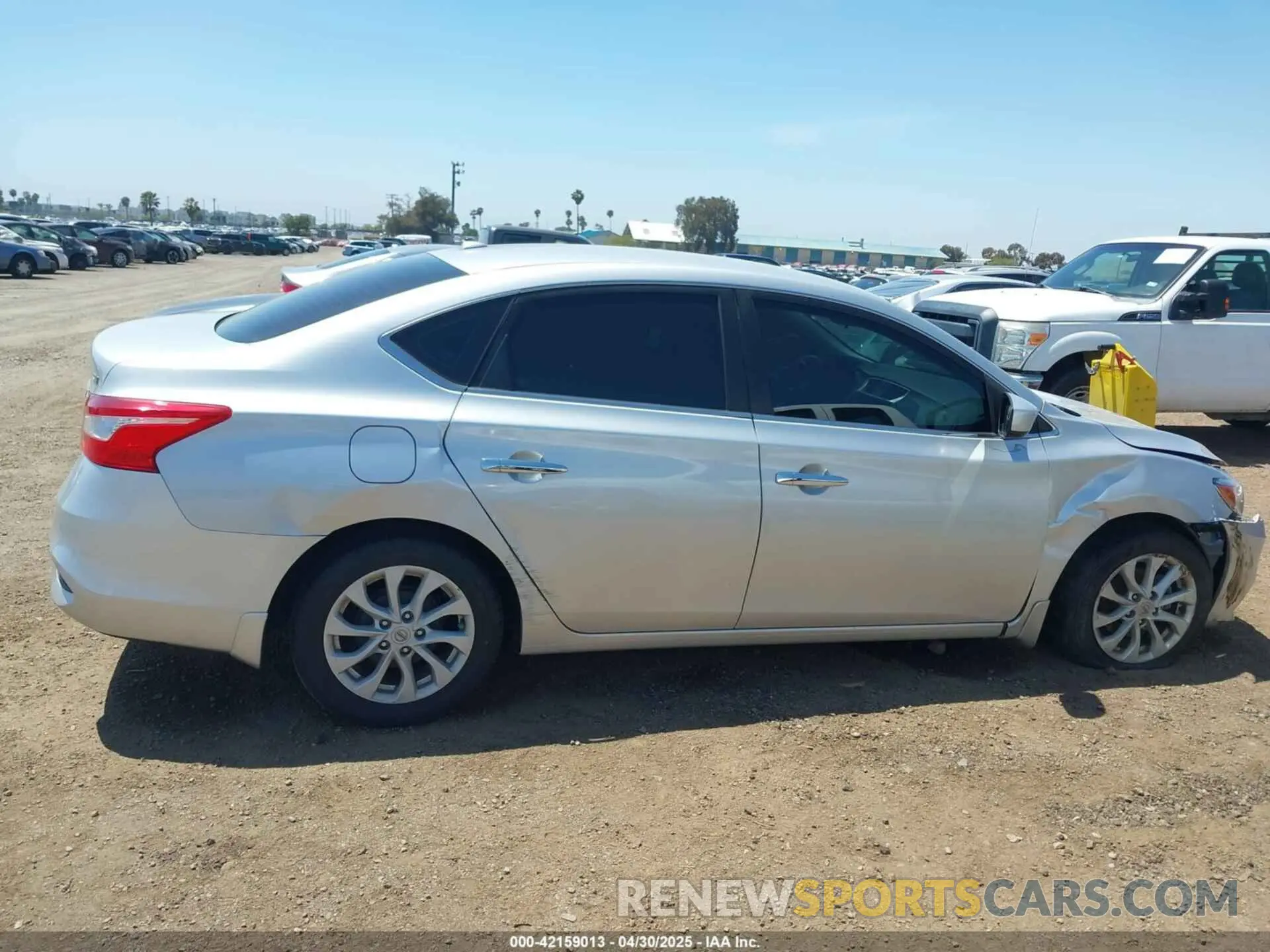 13 fotografías del automóvil dañado 3N1AB7AP5KY424580 NISSAN SENTRA 2019