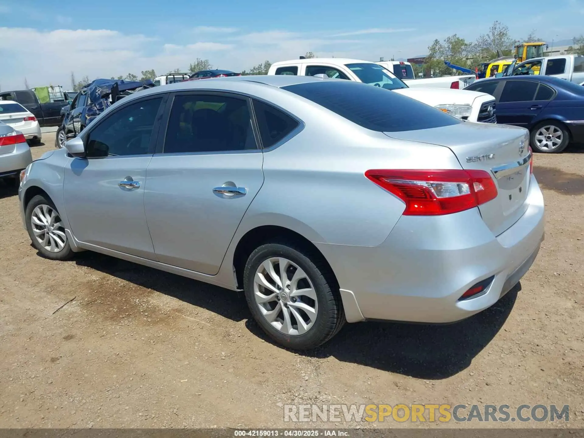 3 fotografías del automóvil dañado 3N1AB7AP5KY424580 NISSAN SENTRA 2019