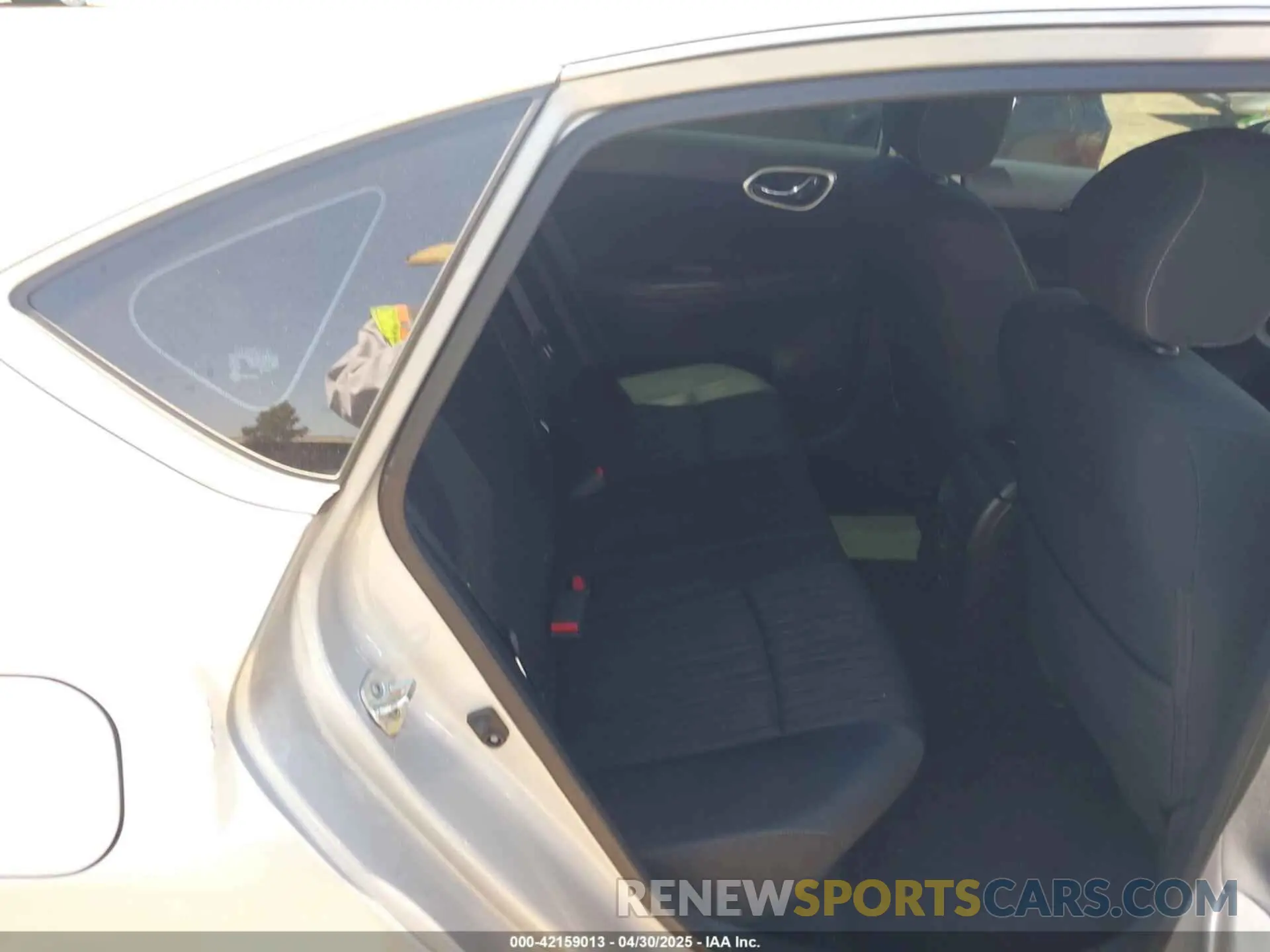 8 fotografías del automóvil dañado 3N1AB7AP5KY424580 NISSAN SENTRA 2019