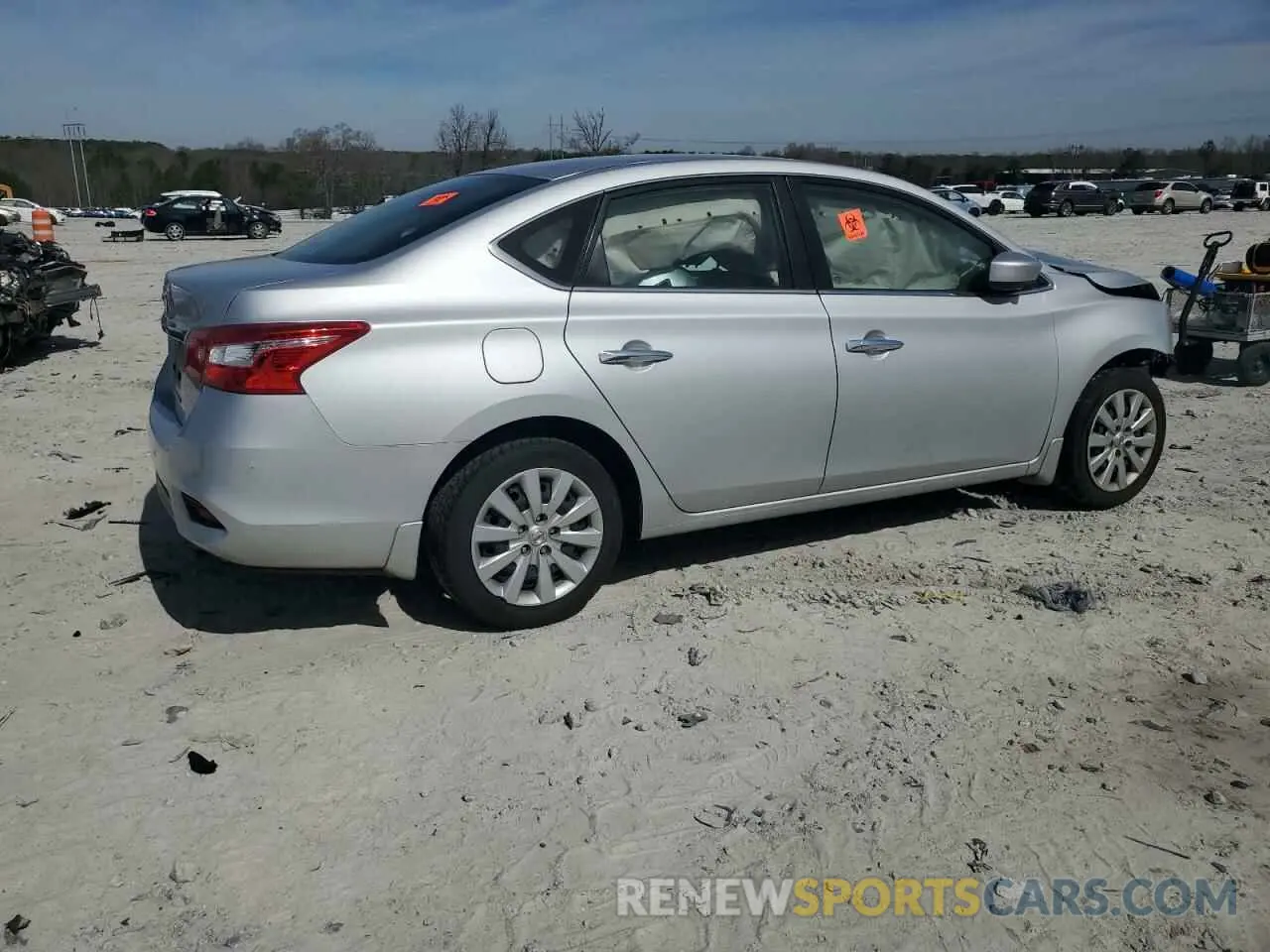3 fotografías del automóvil dañado 3N1AB7AP5KY429570 NISSAN SENTRA 2019