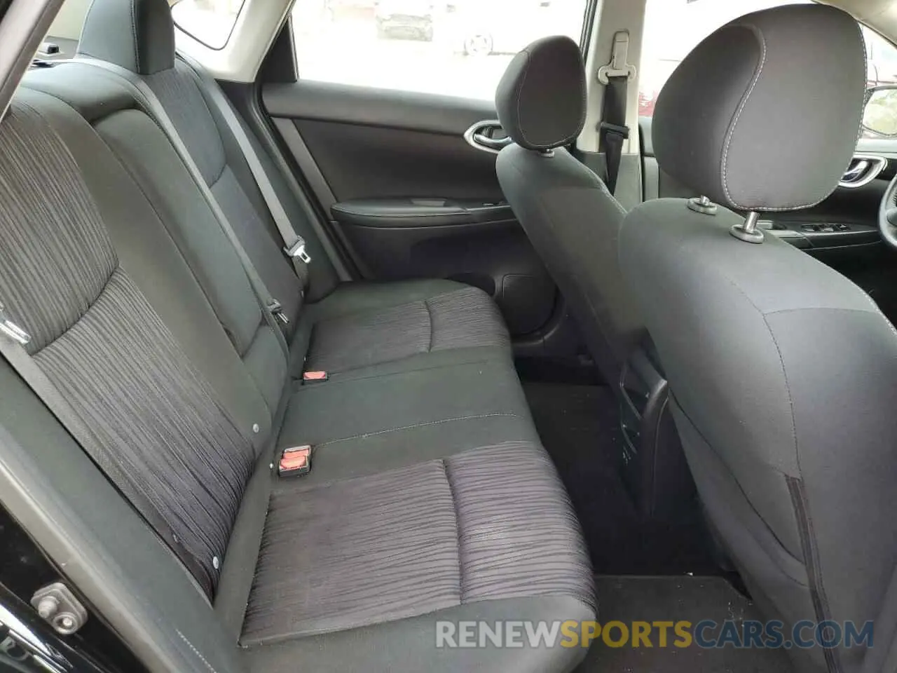 10 fotografías del automóvil dañado 3N1AB7AP5KY429973 NISSAN SENTRA 2019