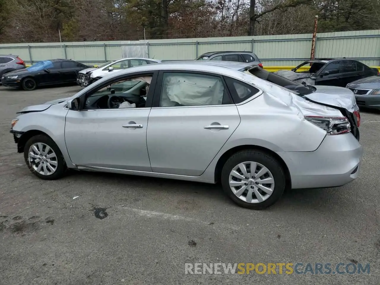 2 fotografías del automóvil dañado 3N1AB7AP5KY438785 NISSAN SENTRA 2019