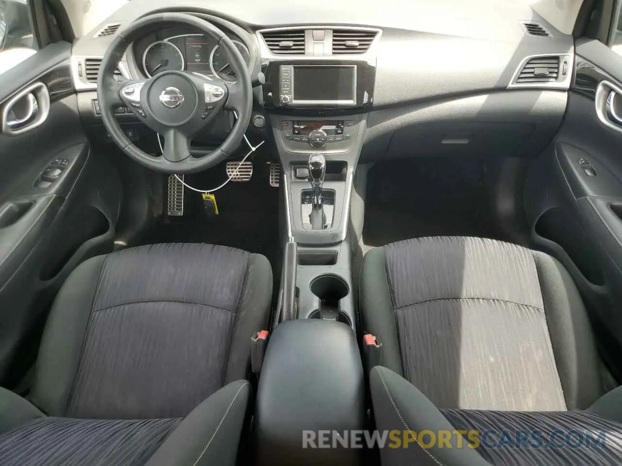 8 fotografías del automóvil dañado 3N1AB7AP5KY444702 NISSAN SENTRA 2019