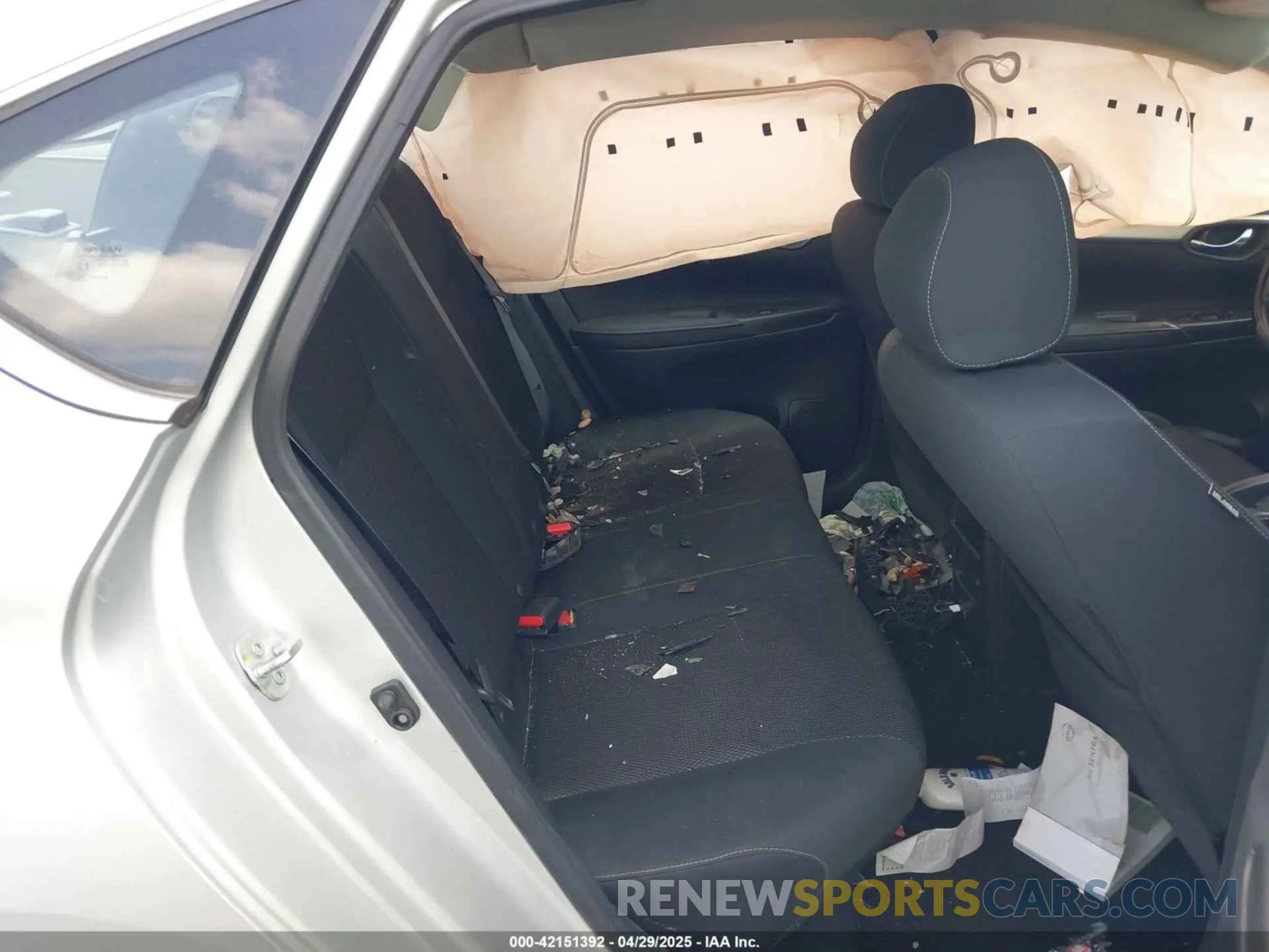 8 fotografías del automóvil dañado 3N1AB7AP6KY205658 NISSAN SENTRA 2019