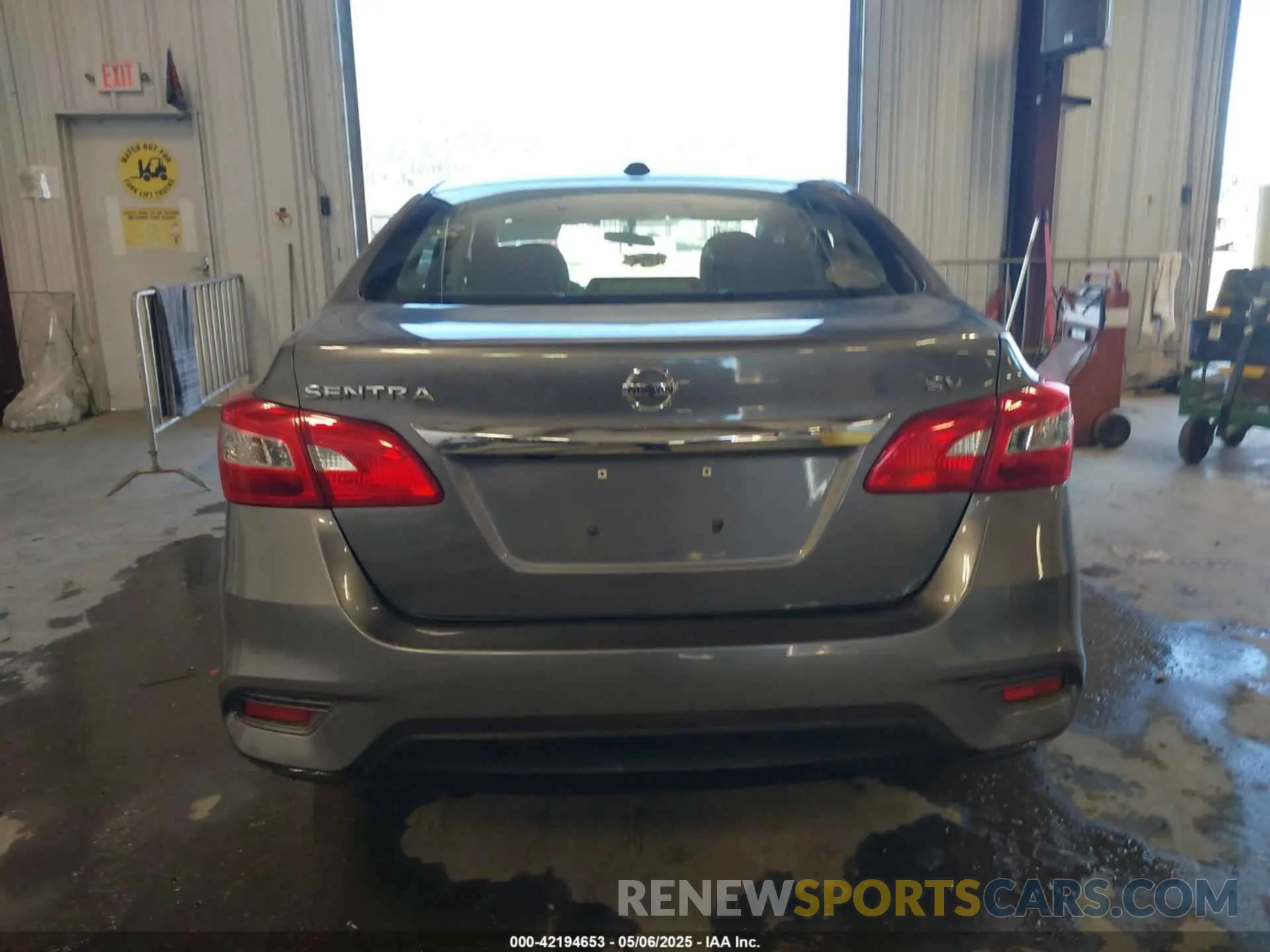 17 fotografías del automóvil dañado 3N1AB7AP6KY220869 NISSAN SENTRA 2019