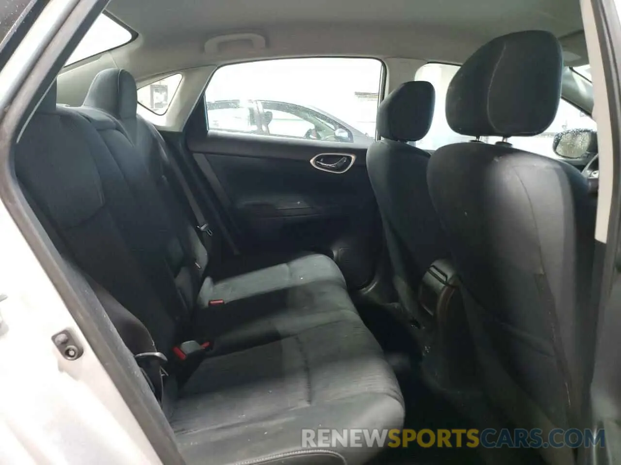 10 fotografías del automóvil dañado 3N1AB7AP6KY250194 NISSAN SENTRA 2019