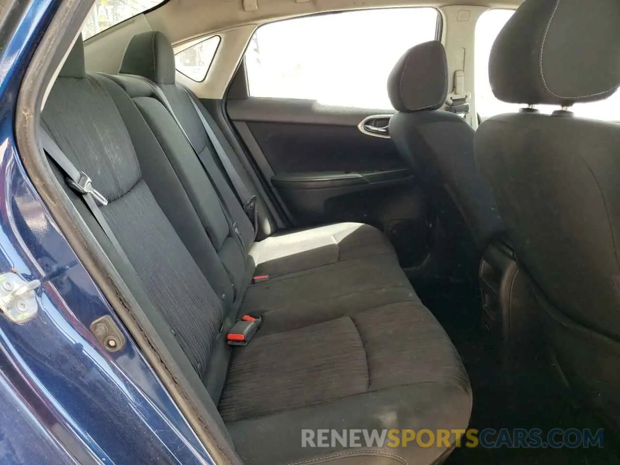 10 fotografías del automóvil dañado 3N1AB7AP6KY300236 NISSAN SENTRA 2019