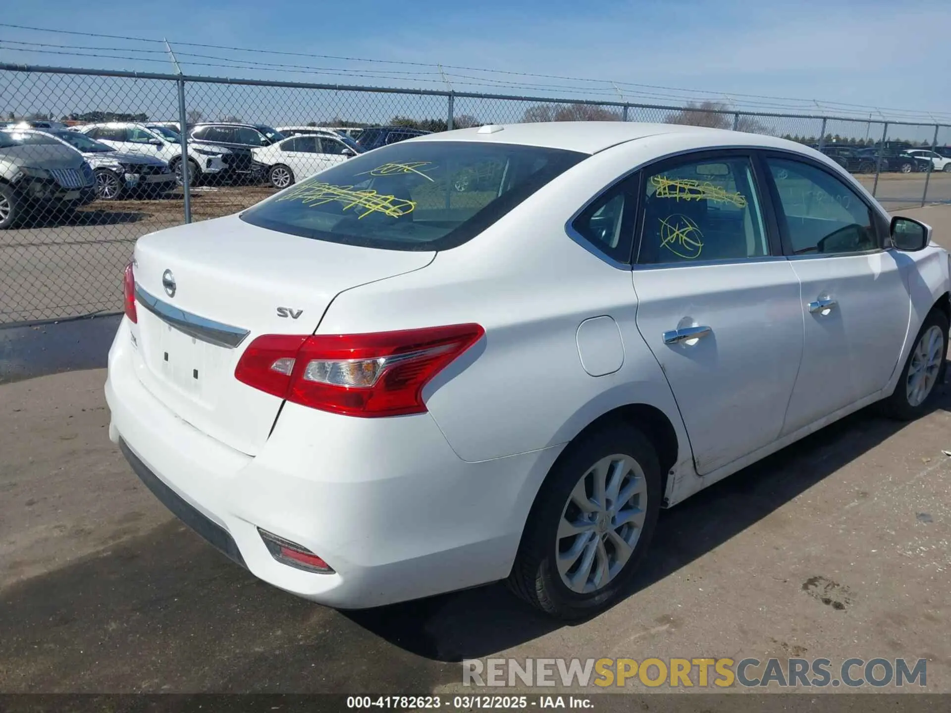 4 fotografías del automóvil dañado 3N1AB7AP6KY350750 NISSAN SENTRA 2019