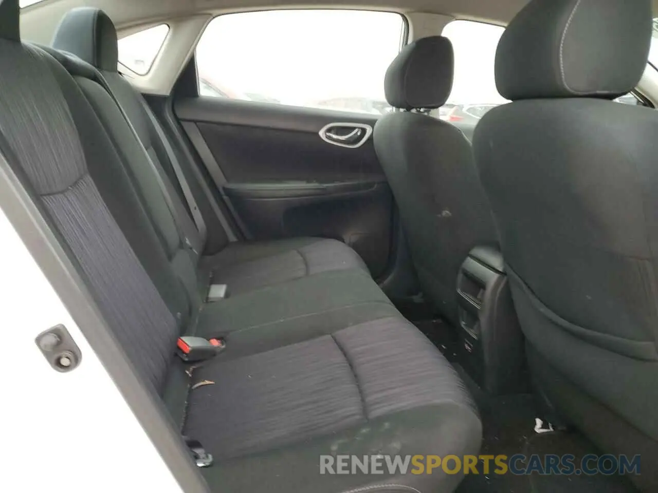 10 fotografías del automóvil dañado 3N1AB7AP6KY355236 NISSAN SENTRA 2019