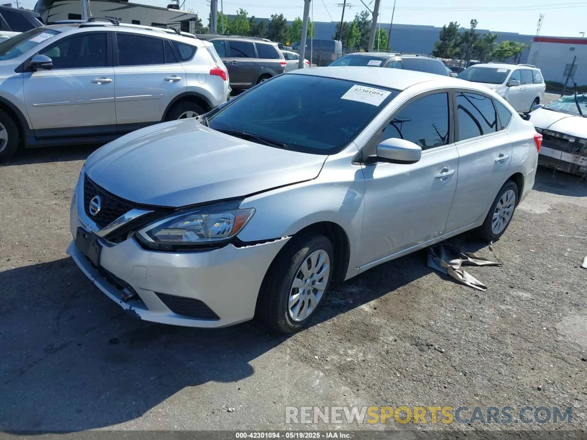 2 fotografías del automóvil dañado 3N1AB7AP6KY358590 NISSAN SENTRA 2019