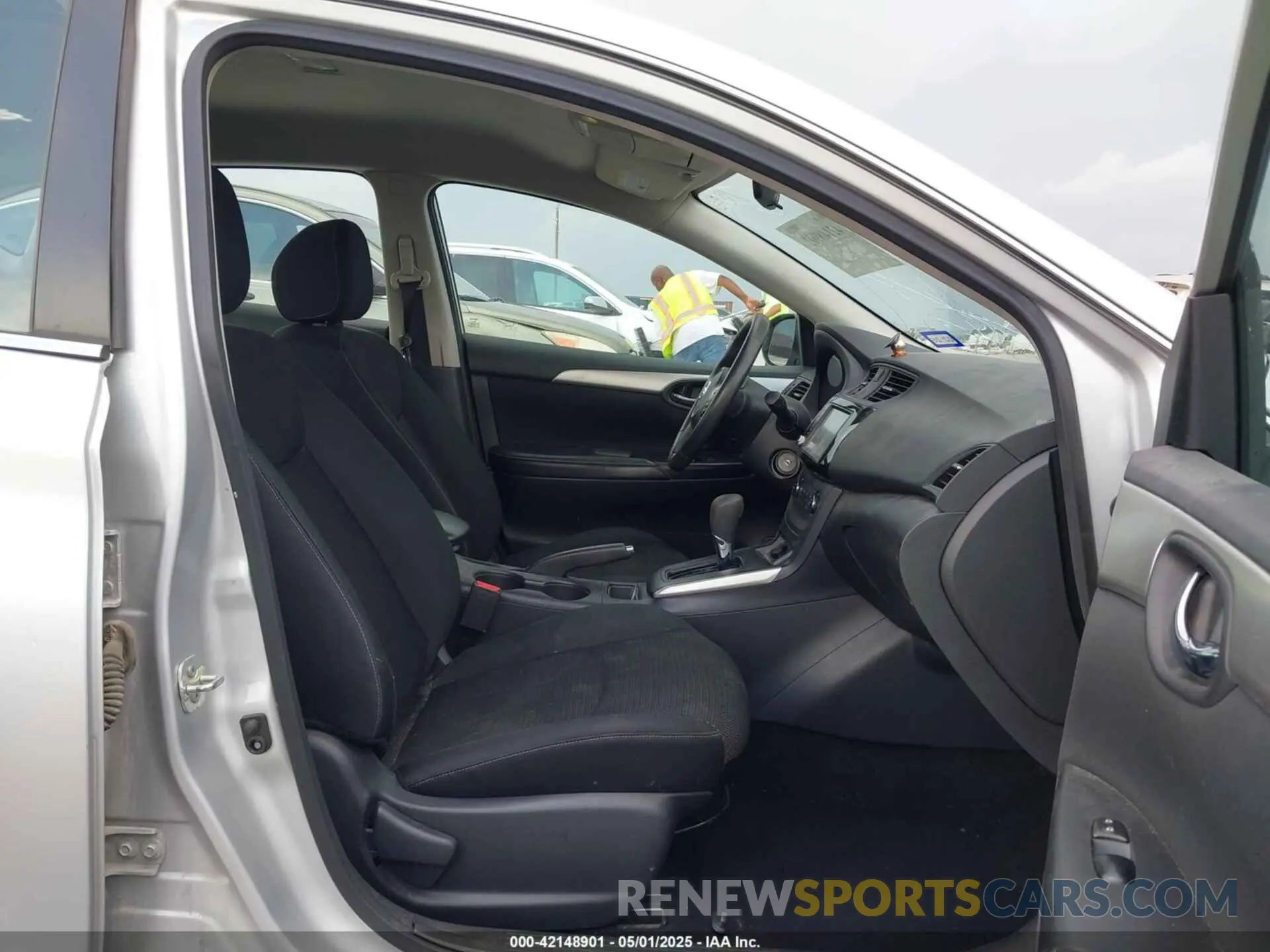 5 fotografías del automóvil dañado 3N1AB7AP6KY362686 NISSAN SENTRA 2019