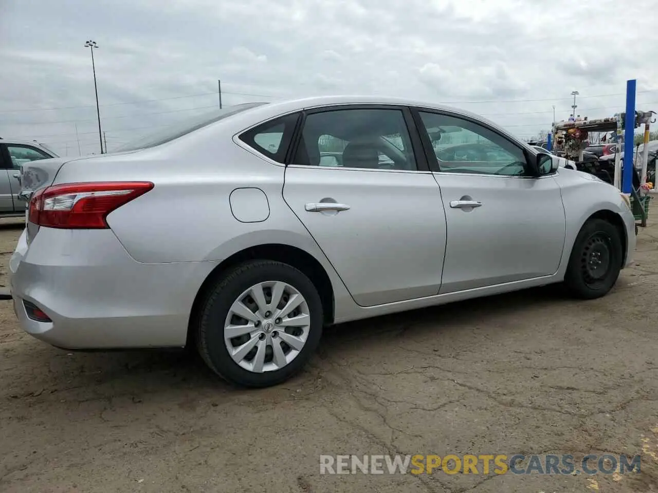 3 fotografías del automóvil dañado 3N1AB7AP6KY370187 NISSAN SENTRA 2019