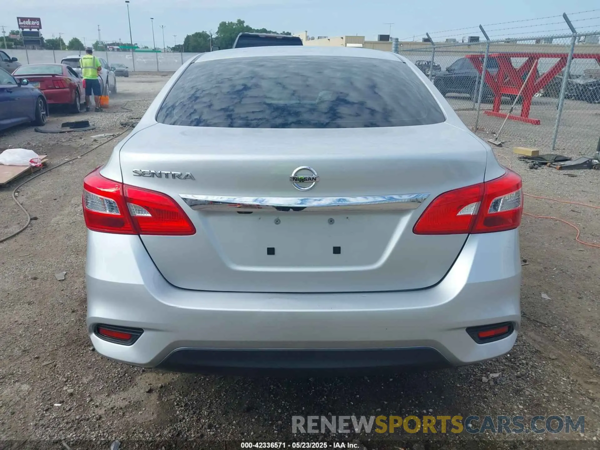 16 fotografías del automóvil dañado 3N1AB7AP6KY410459 NISSAN SENTRA 2019