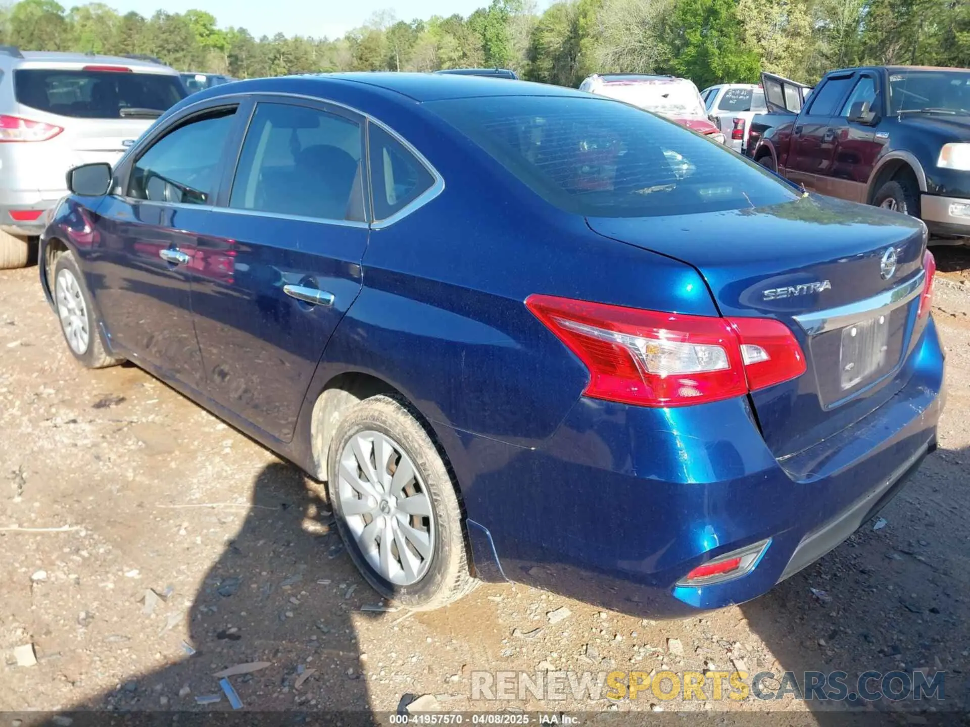 3 fotografías del automóvil dañado 3N1AB7AP6KY415645 NISSAN SENTRA 2019
