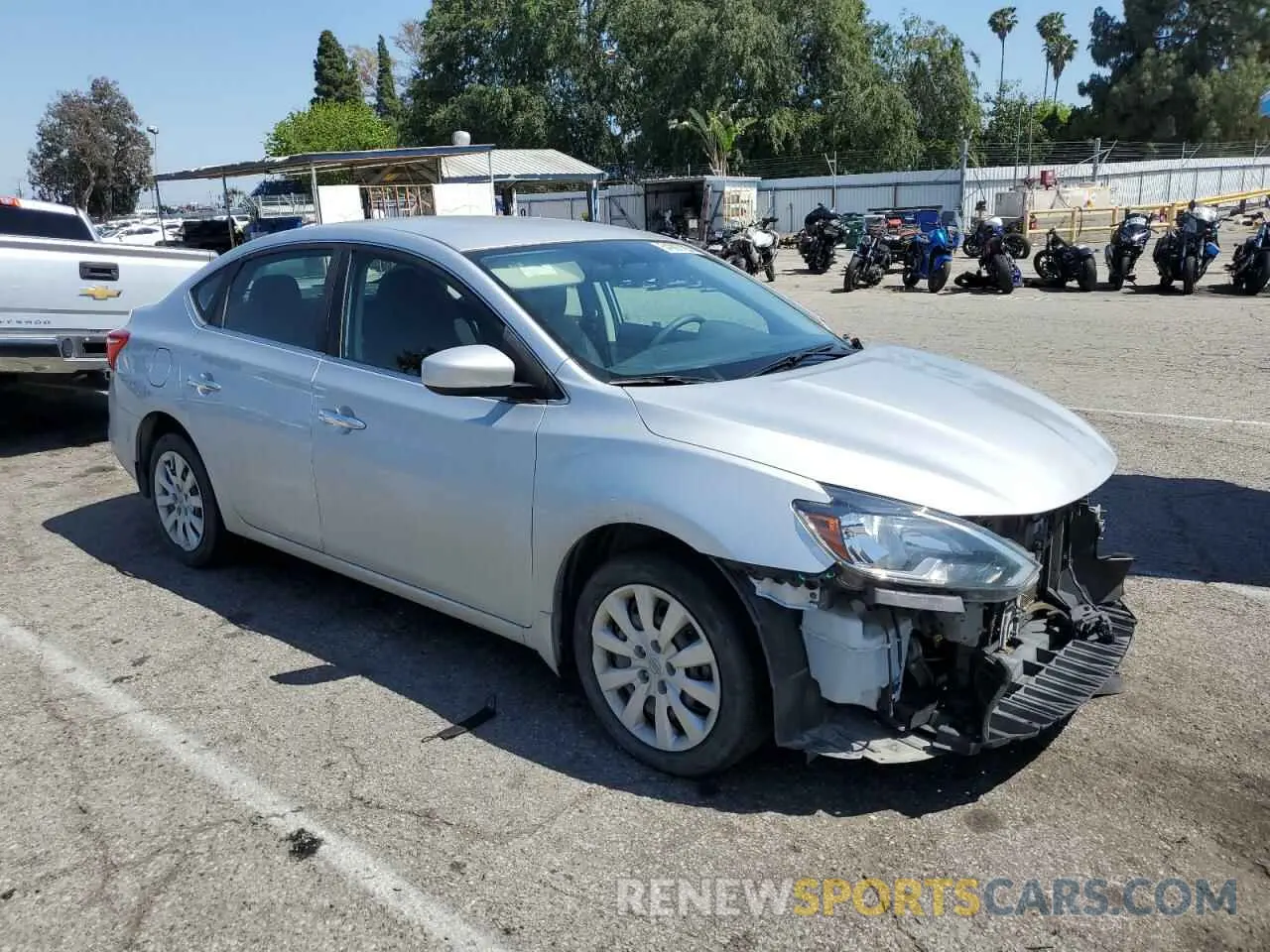 4 fotografías del automóvil dañado 3N1AB7AP6KY428010 NISSAN SENTRA 2019