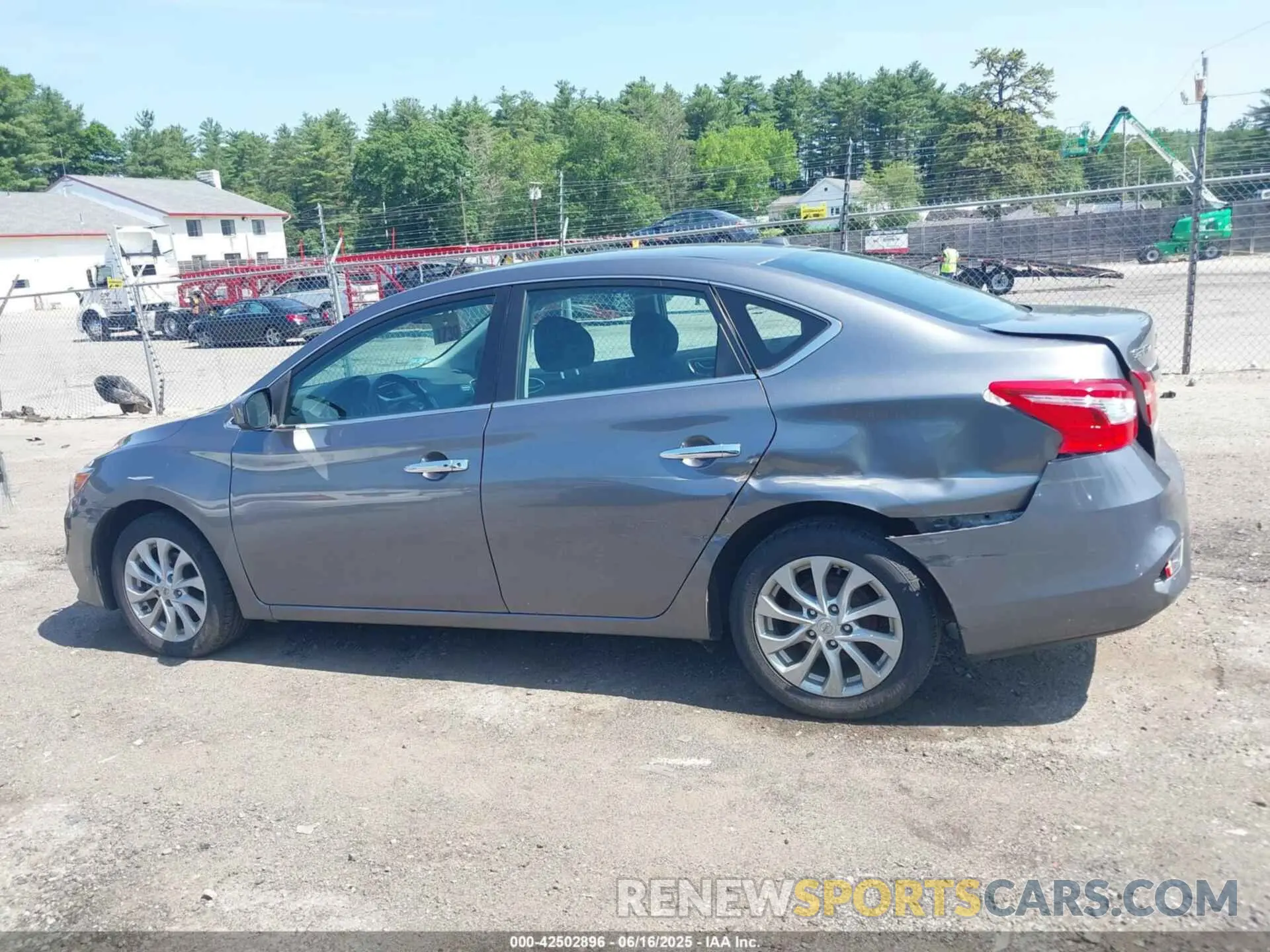 14 fotografías del automóvil dañado 3N1AB7AP6KY429433 NISSAN SENTRA 2019