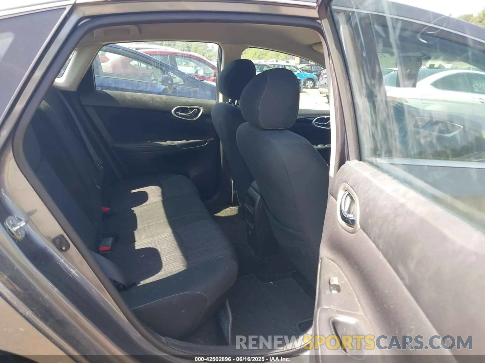 8 fotografías del automóvil dañado 3N1AB7AP6KY429433 NISSAN SENTRA 2019