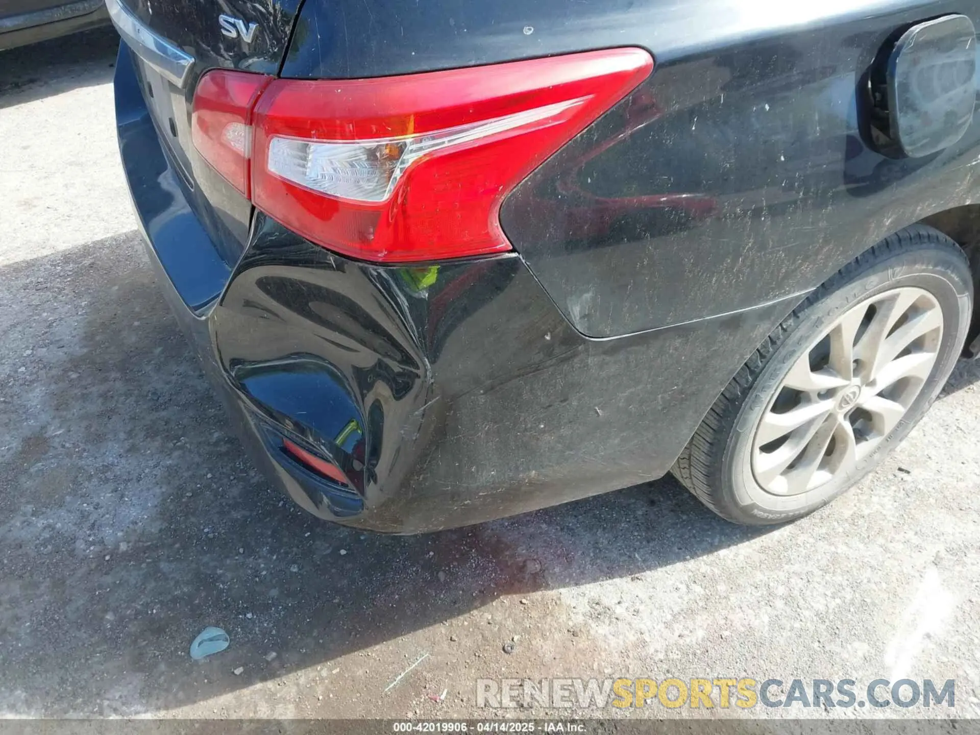 14 fotografías del automóvil dañado 3N1AB7AP6KY448838 NISSAN SENTRA 2019