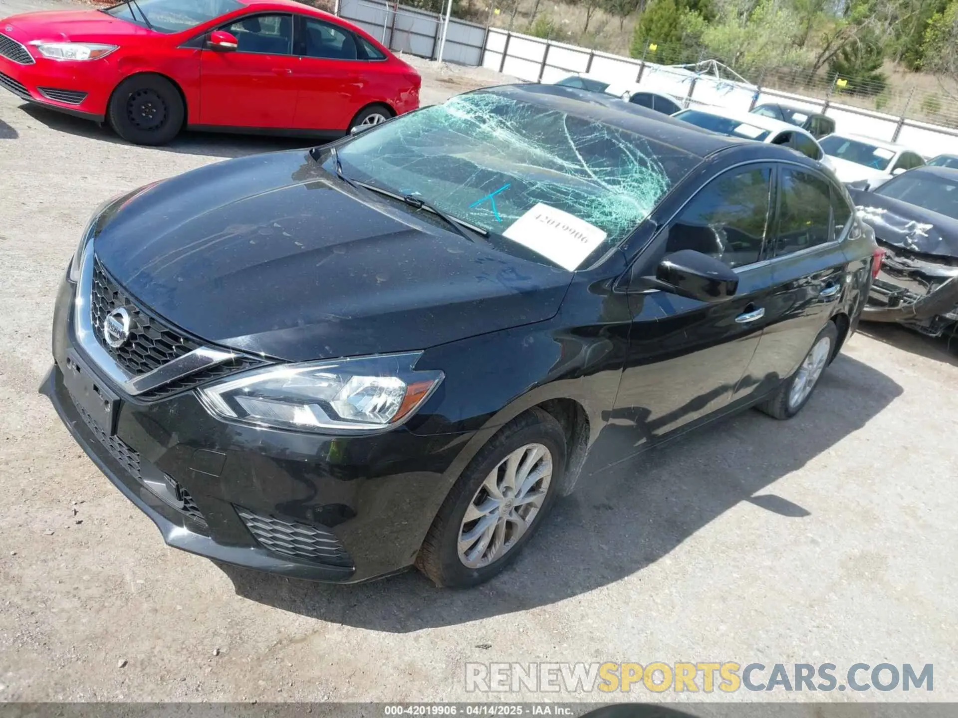 2 fotografías del automóvil dañado 3N1AB7AP6KY448838 NISSAN SENTRA 2019