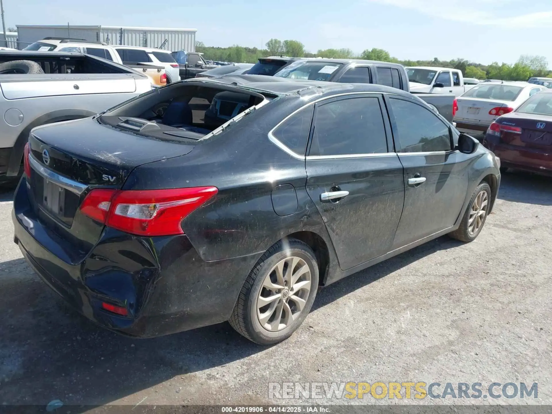 4 fotografías del automóvil dañado 3N1AB7AP6KY448838 NISSAN SENTRA 2019