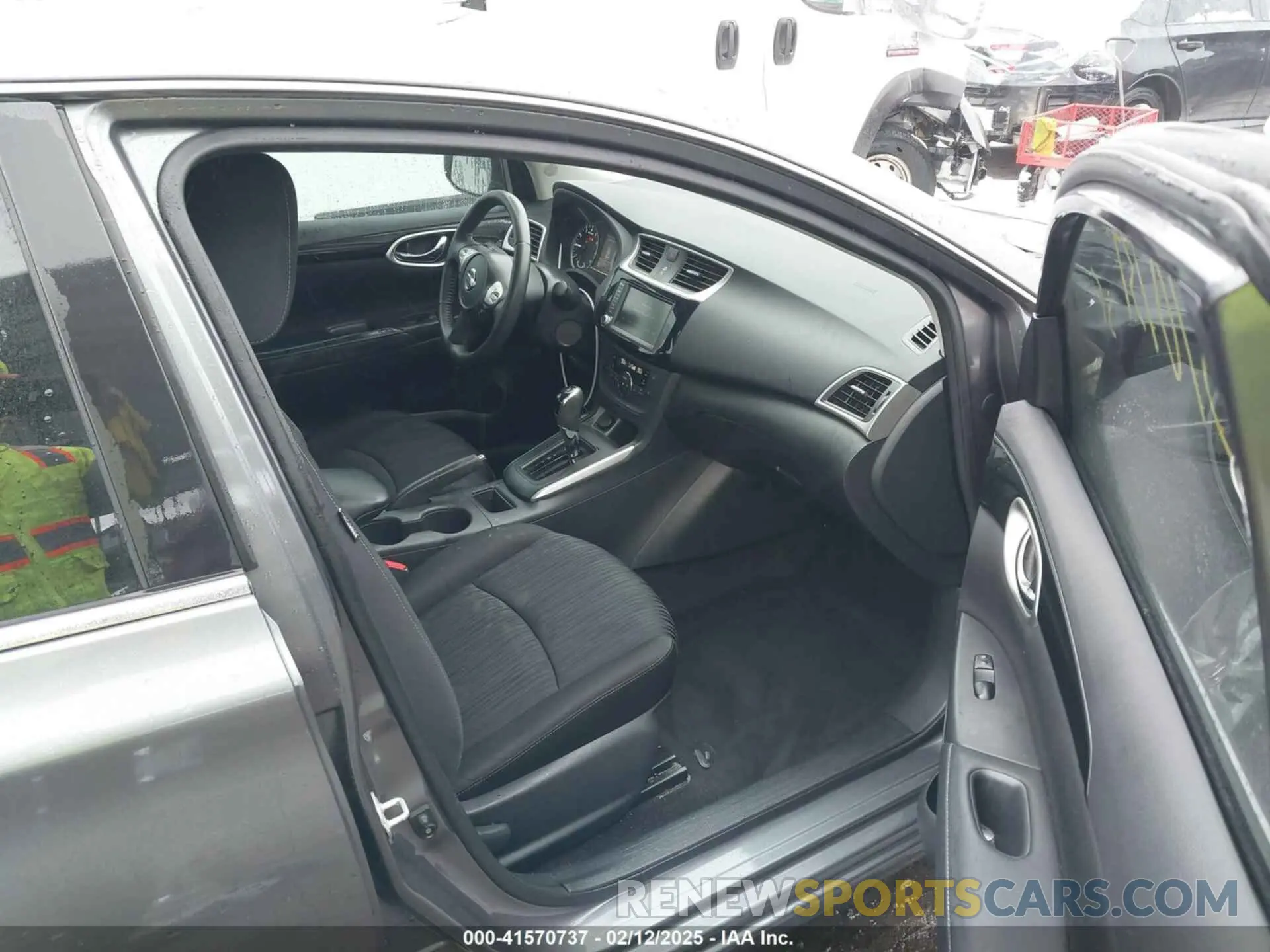 5 fotografías del automóvil dañado 3N1AB7AP7KL604088 NISSAN SENTRA 2019