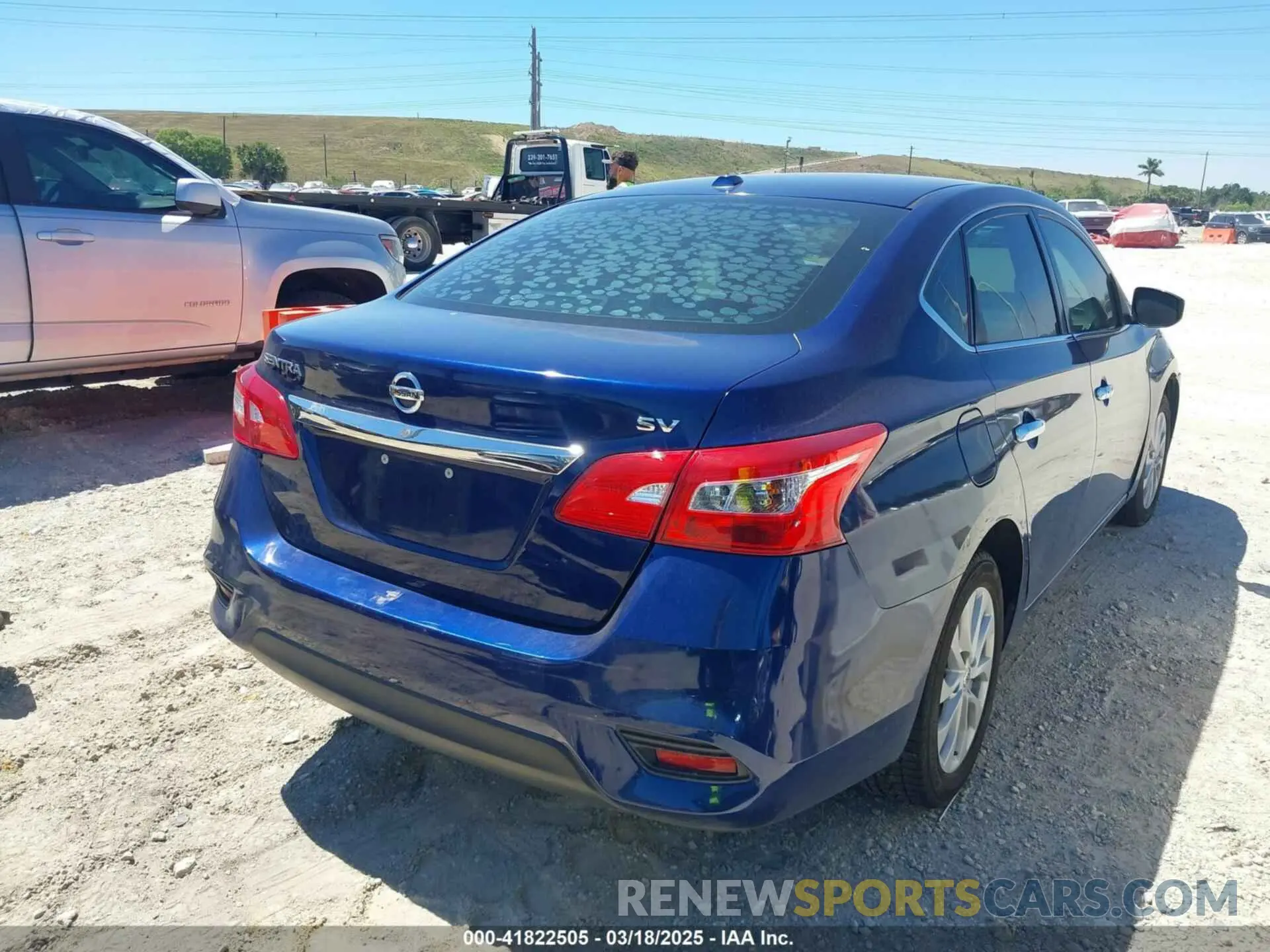 4 fotografías del automóvil dañado 3N1AB7AP7KL604611 NISSAN SENTRA 2019