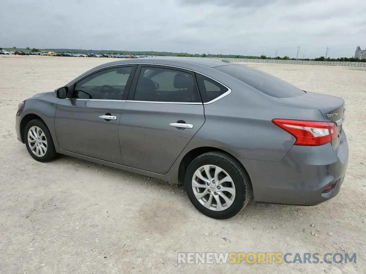 2 fotografías del automóvil dañado 3N1AB7AP7KL622350 NISSAN SENTRA 2019