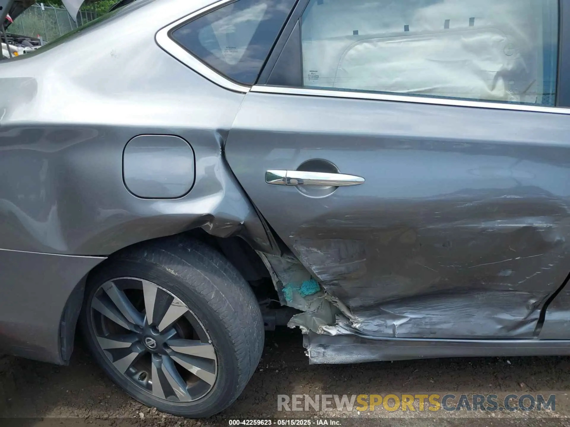 12 fotografías del automóvil dañado 3N1AB7AP7KY212778 NISSAN SENTRA 2019