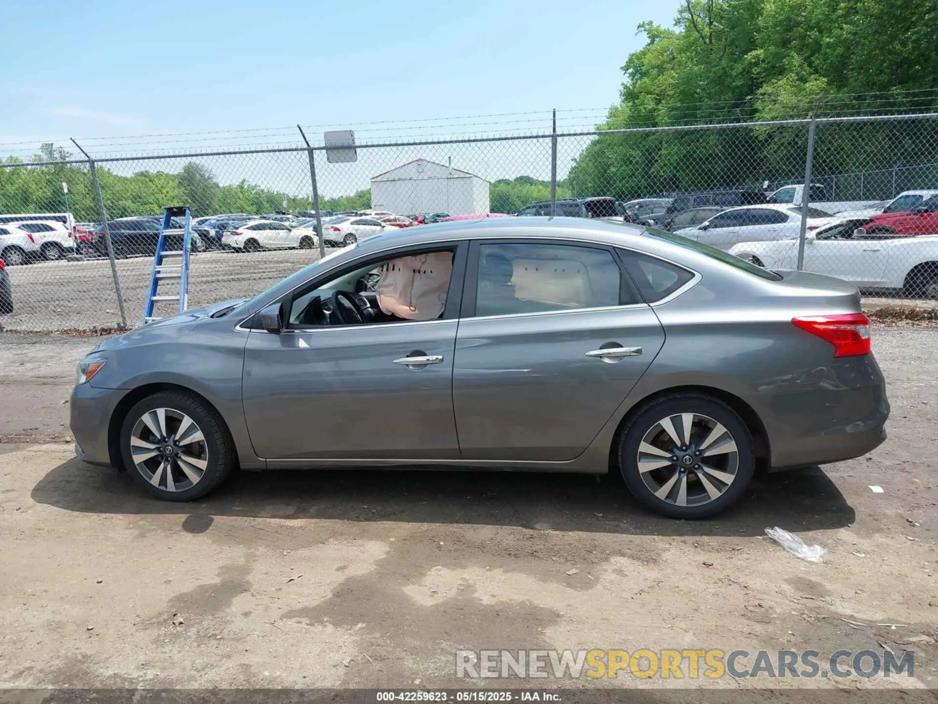 15 fotografías del automóvil dañado 3N1AB7AP7KY212778 NISSAN SENTRA 2019