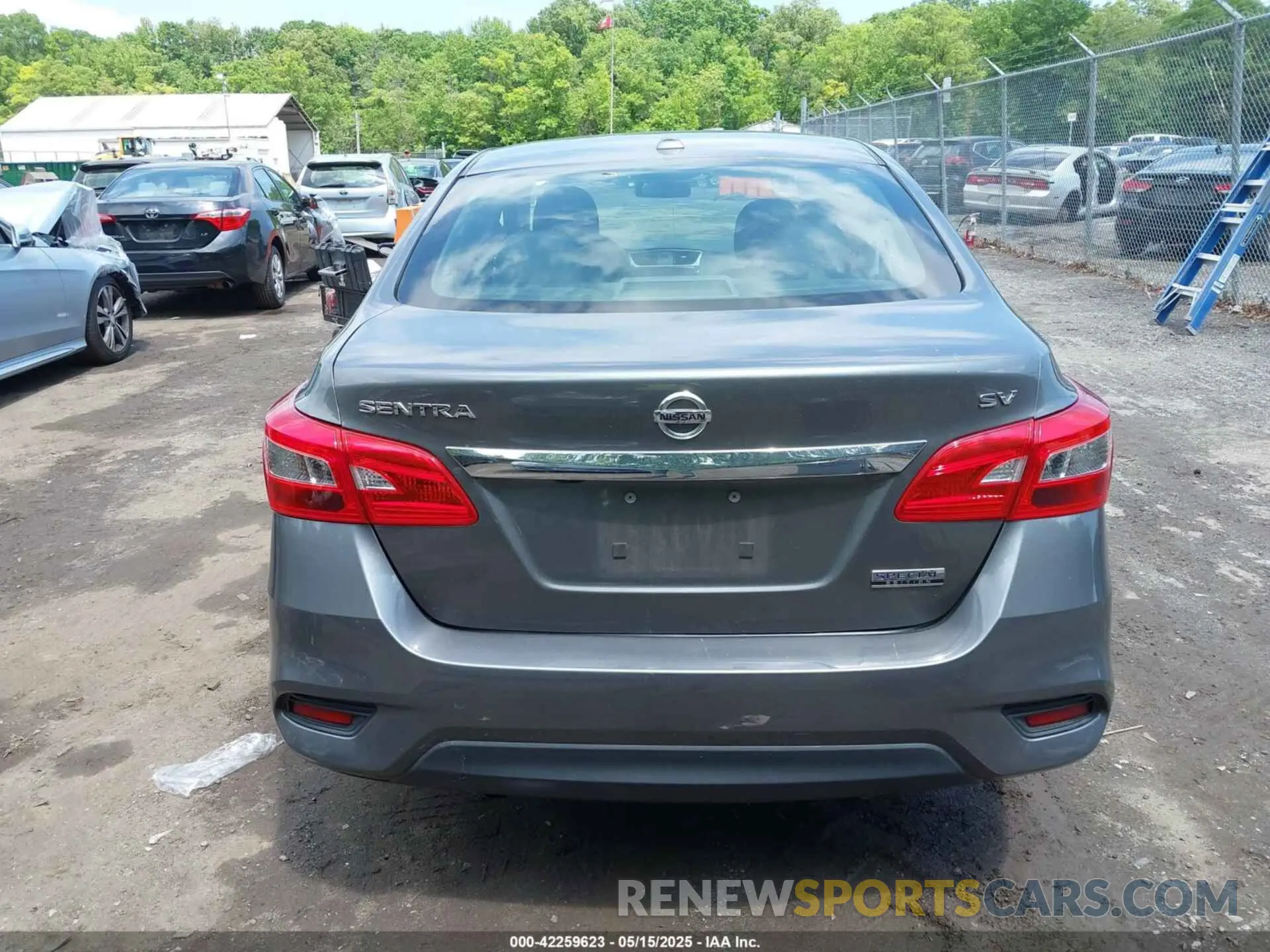 17 fotografías del automóvil dañado 3N1AB7AP7KY212778 NISSAN SENTRA 2019